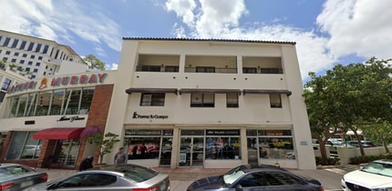 2910-2914 Ponce De Leon Blvd, Coral Gables, FL à louer Photo de l’immeuble– Image 2 sur 13
