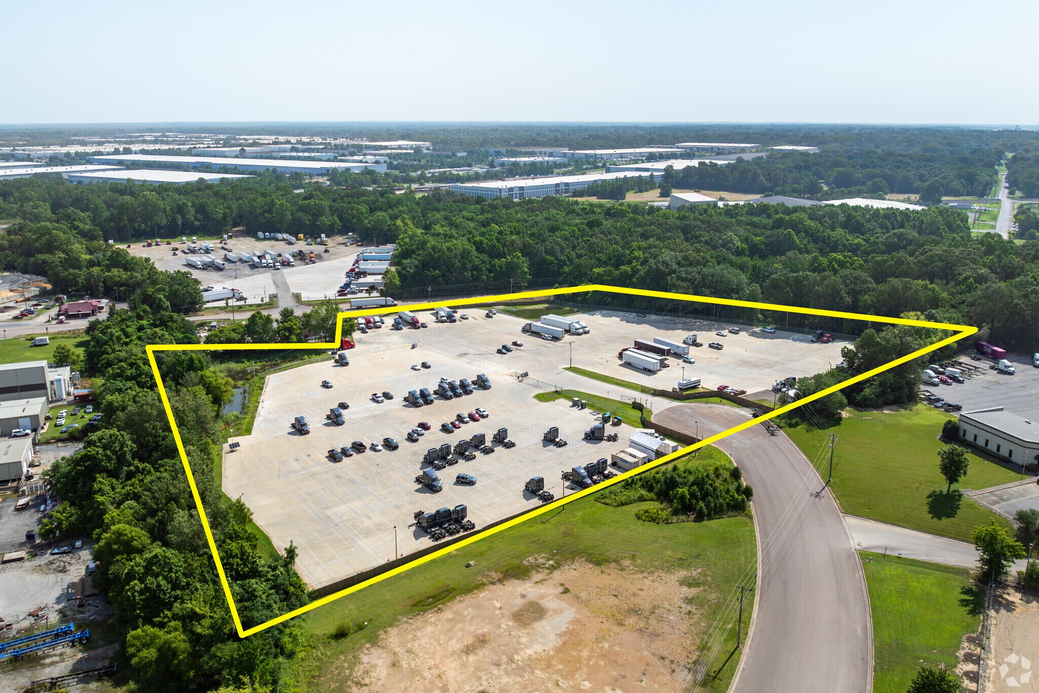 6860 Stateline Rd, Olive Branch, MS à louer Photo de l’immeuble– Image 1 sur 12