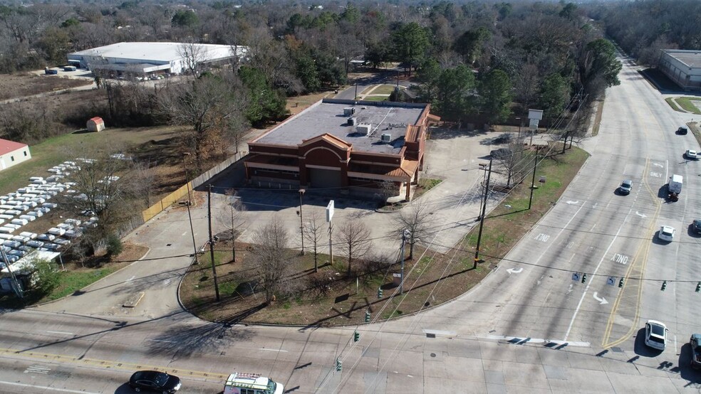 9006 Greenwell Springs Rd, Baton Rouge, LA à vendre - Photo de l’immeuble – Image 3 sur 20