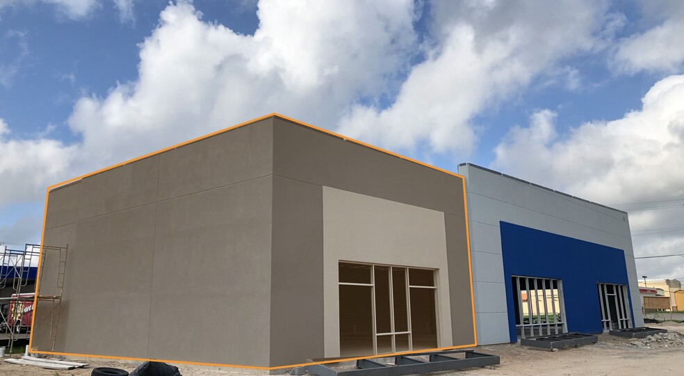 835 W Del Oro Ln, Pharr, TX à louer - Photo de l’immeuble – Image 2 sur 2