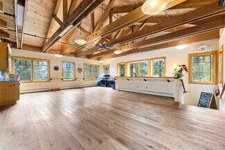 Plus de détails pour 205 State Line Rd, Kings Beach, CA - Local commercial à vendre