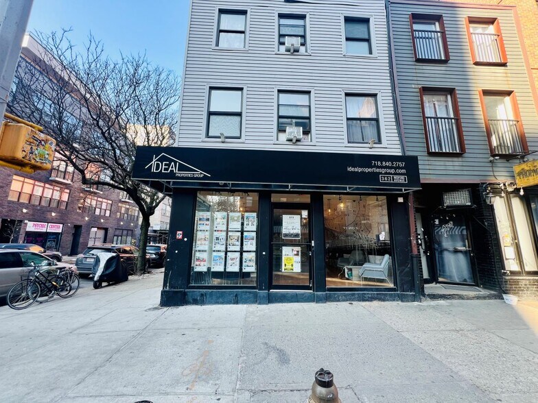 362 Bedford Ave, Brooklyn, NY à louer - Photo de l’immeuble – Image 3 sur 22