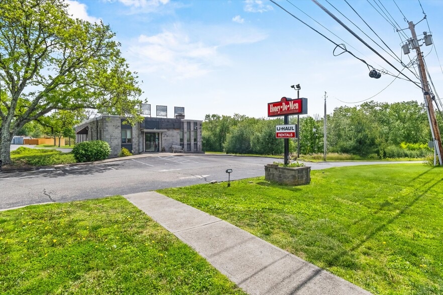 1995 Route 6, Carmel, NY à vendre - Photo de l’immeuble – Image 3 sur 45