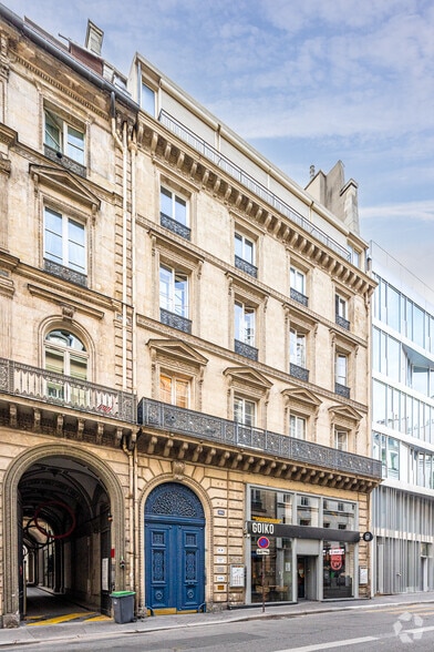 106 Rue De Richelieu, Paris à louer - Photo de l’immeuble – Image 3 sur 10