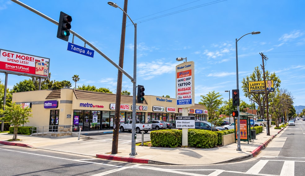 7550 Tampa Ave, Reseda, CA à louer - Photo de l’immeuble – Image 2 sur 12