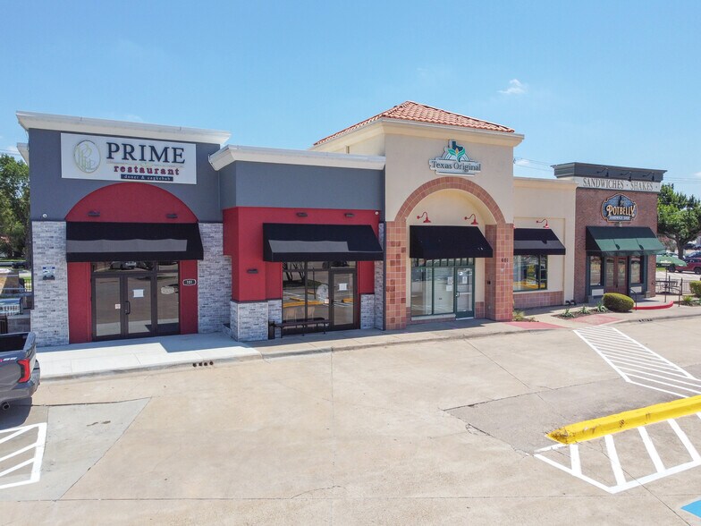 601 W 15th St, Plano, TX à vendre - Photo de l’immeuble – Image 2 sur 9