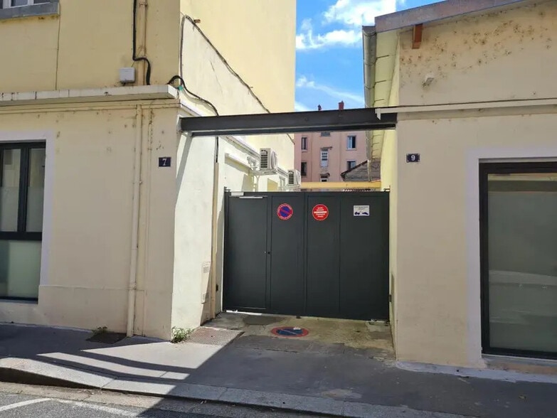 14 Rue Du Bac, OULLINS-PIERRE-BÉNITE à vendre - Photo de l’immeuble – Image 2 sur 8