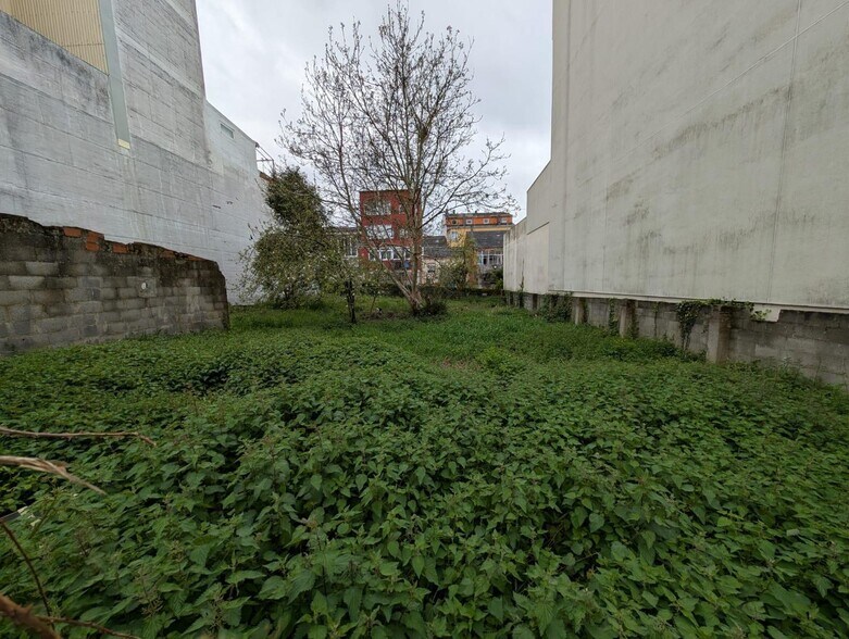 Rúa Pintor Pacios, Lugo, Lugo à vendre - Photo de l’immeuble – Image 2 sur 21