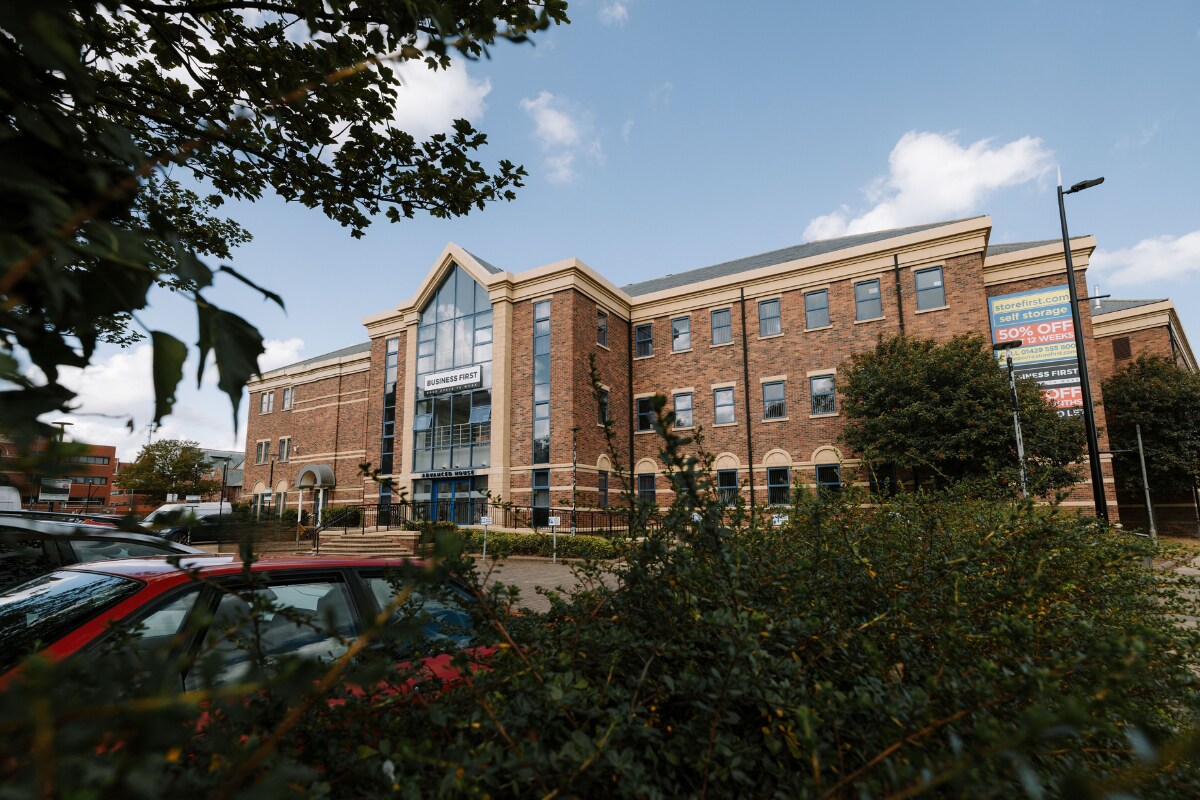 Wesley Sq, Hartlepool à louer Photo principale– Image 1 sur 29