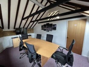 19-21 Timber Ln, Caterham à louer Photo intérieure– Image 2 sur 6