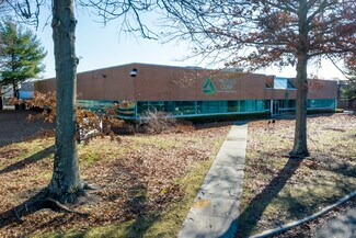 Plus de détails pour 48 Mall Dr, Hauppauge, NY - Industriel/Logistique à louer