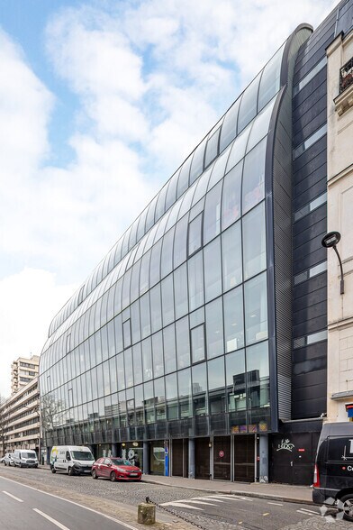 Bureau dans Paris à louer - Photo de l’immeuble – Image 2 sur 4