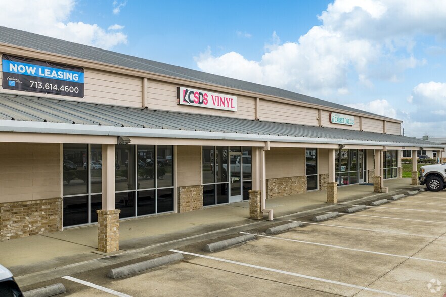 16333 Mueschke Rd, Cypress, TX à louer - Photo de l’immeuble – Image 2 sur 8