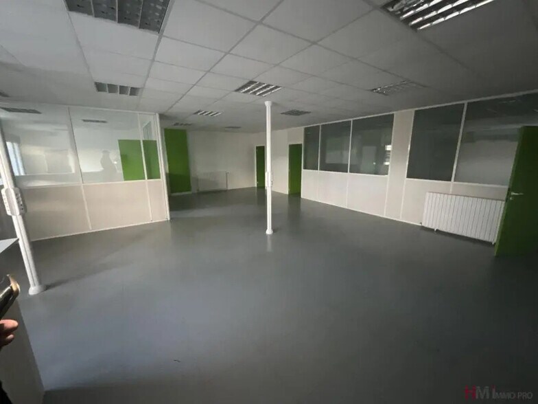 Bureau dans Le Havre à louer - Photo de l’immeuble – Image 1 sur 4