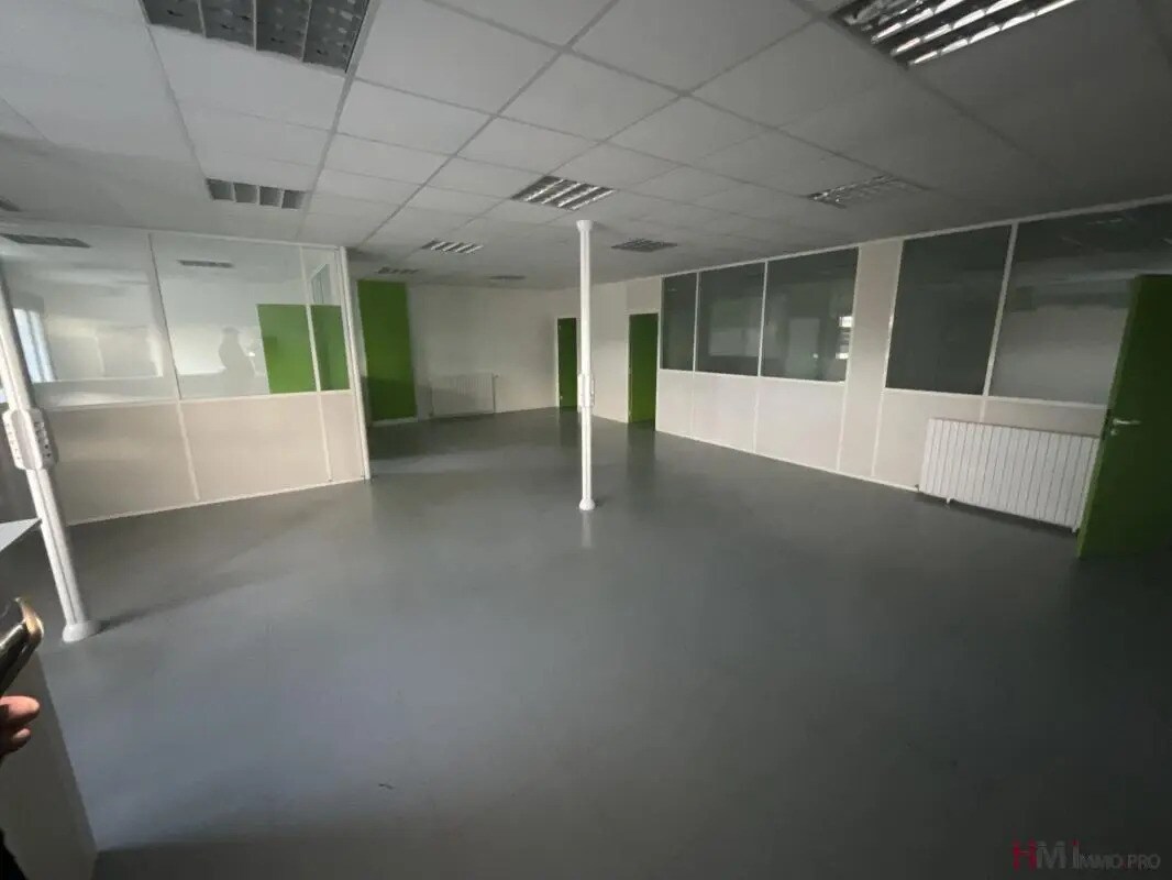 Bureau dans Le Havre à louer Photo de l’immeuble– Image 1 sur 5