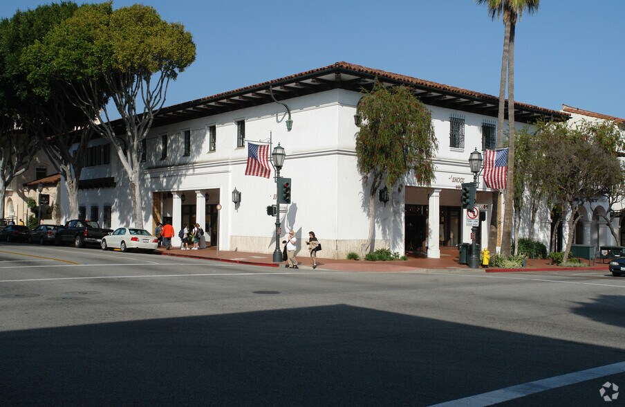936 State St, Santa Barbara, CA à louer - Photo de l’immeuble – Image 2 sur 8