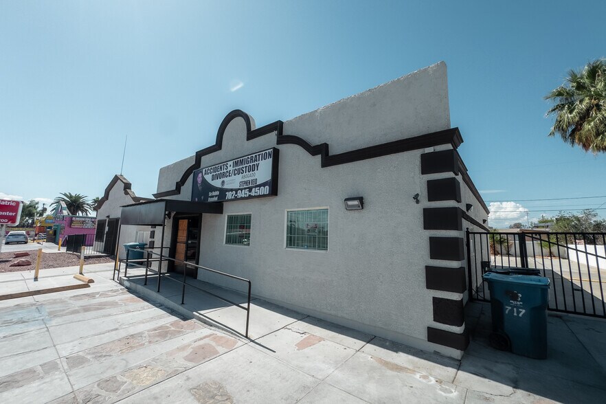 713 N Eastern Ave, Las Vegas, NV à vendre - Photo de l’immeuble – Image 3 sur 16