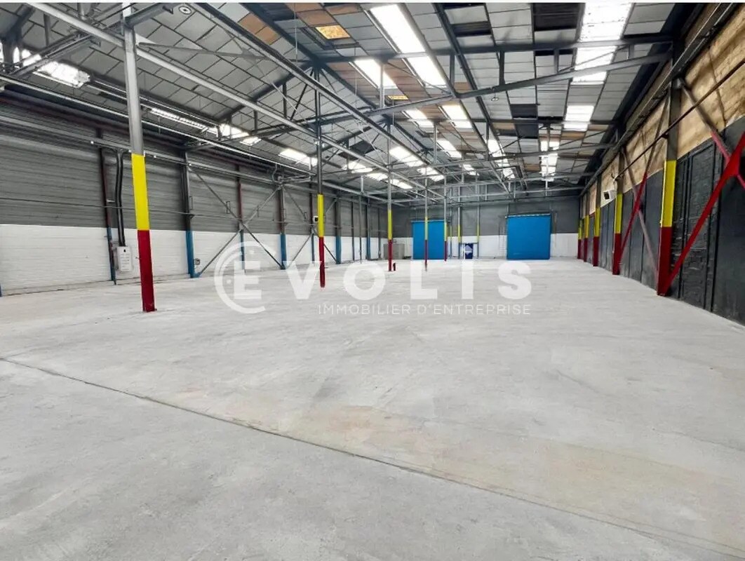 Industriel/Logistique dans Corbeil-Essonnes à louer Photo de l’immeuble– Image 1 sur 7