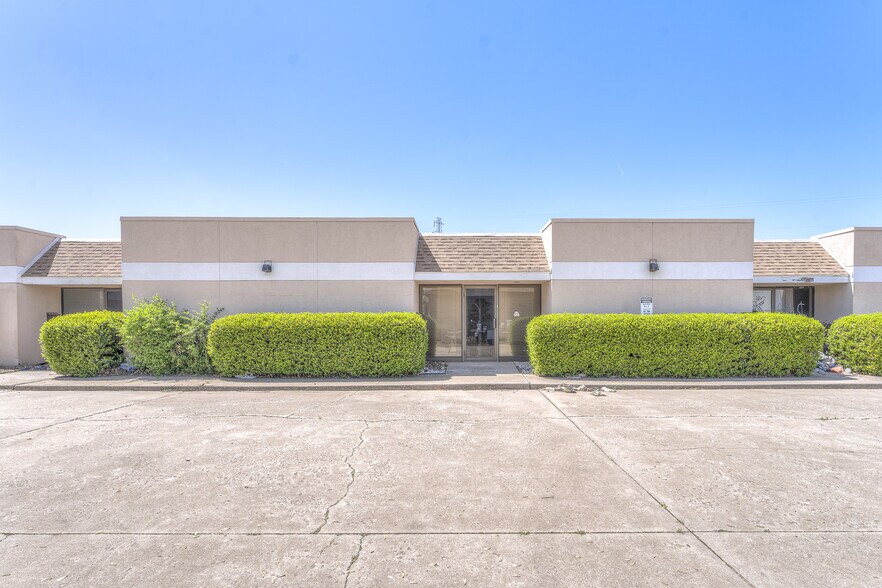 7814 NW 94th St, Oklahoma City, OK à vendre - Photo de l’immeuble – Image 3 sur 4