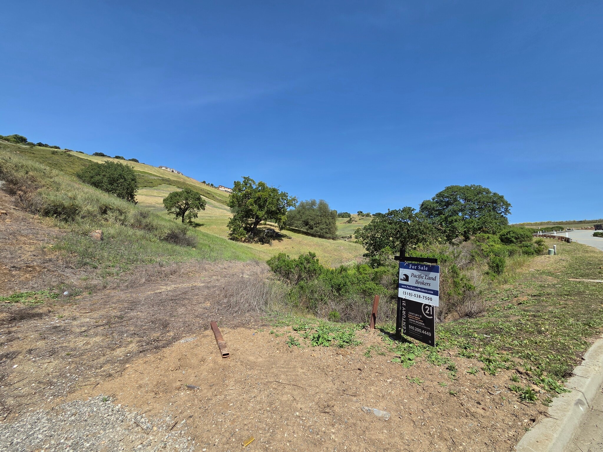 22575 Country View Dr, San Jose, CA à vendre Photo principale– Image 1 sur 13
