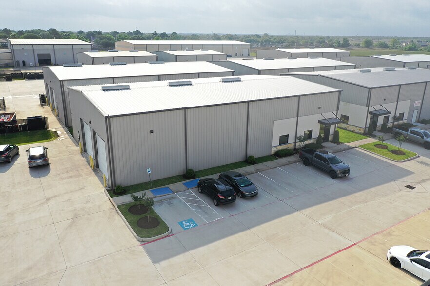 21239 FM 529 Rd, Cypress, TX à vendre - Photo de l’immeuble – Image 1 sur 7