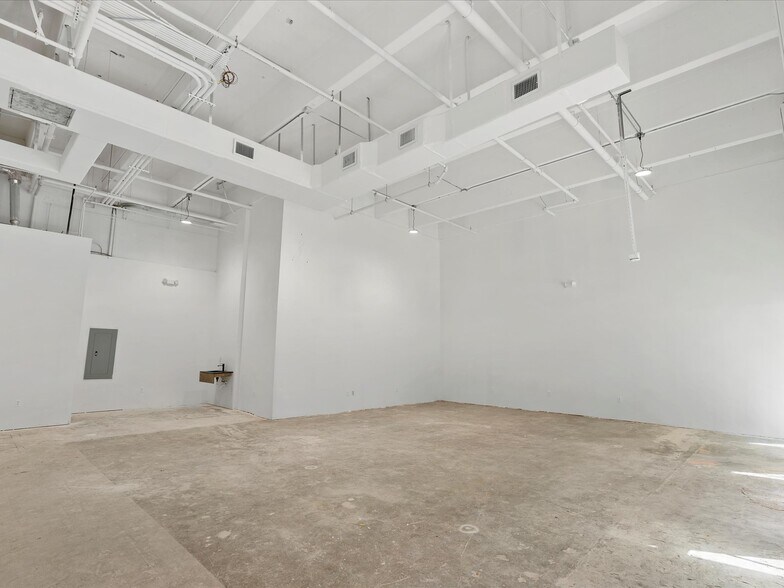 1231 14th St, Miami Beach, FL à louer - Photo de l’immeuble – Image 2 sur 46