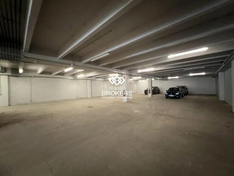 Local commercial dans Palaiseau à louer - Photo de l’immeuble – Image 2 sur 5