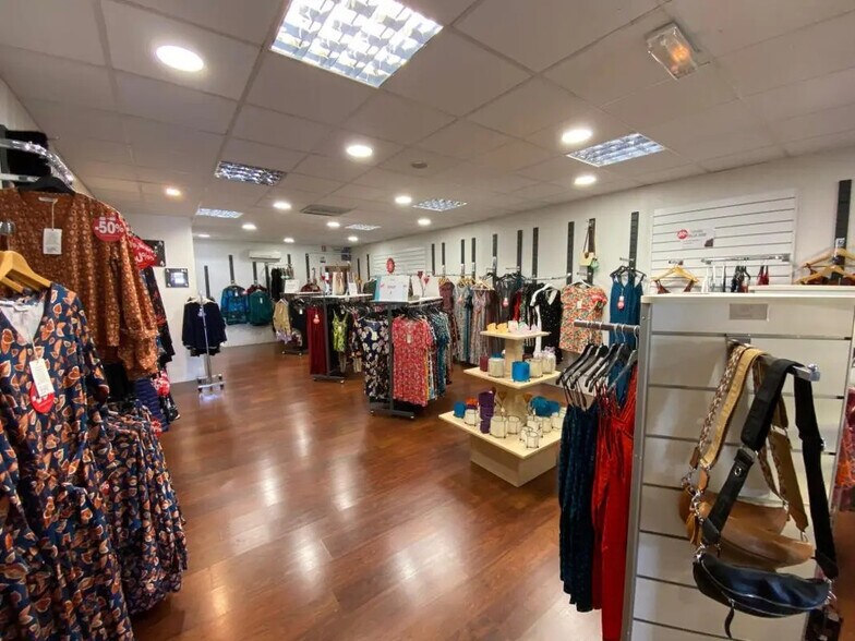 5 Route De Pau, Ibos à louer - Photo intérieure – Image 2 sur 6