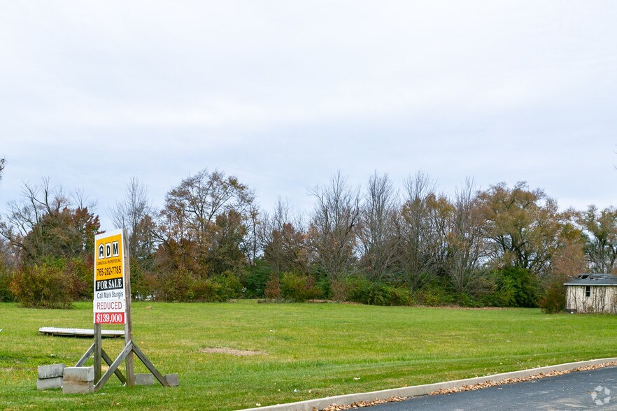2900 E McGalliard Rd, Muncie, IN à vendre - Photo de l’immeuble – Image 3 sur 4