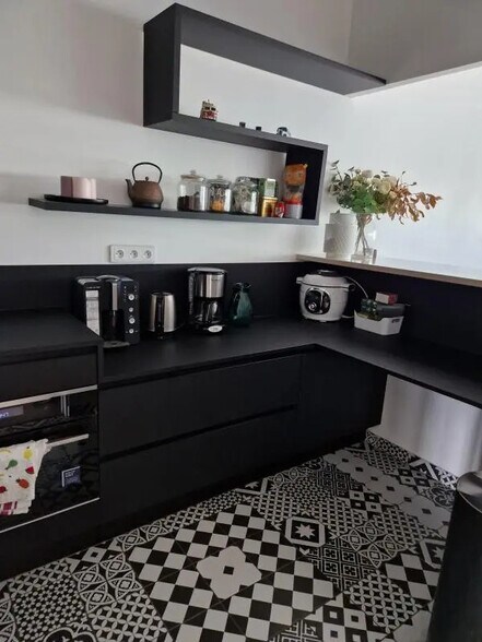 Bureau dans Goussainville à vendre - Photo intérieure – Image 3 sur 9