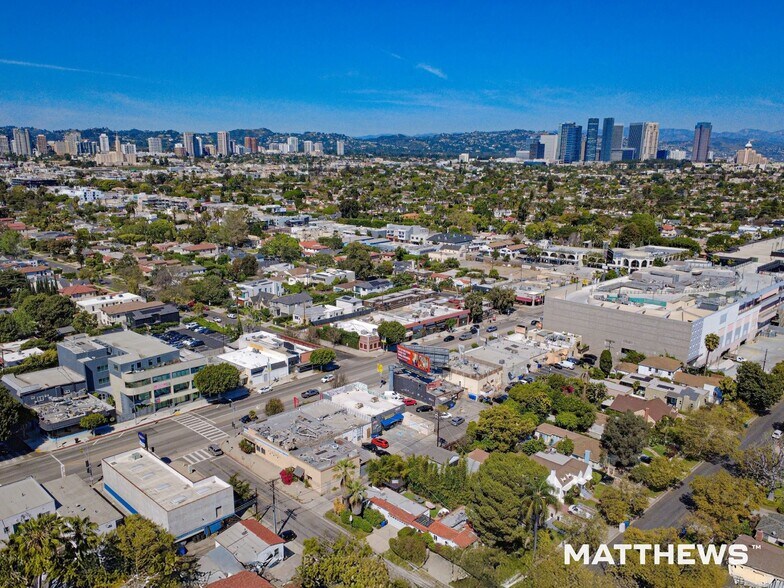 10944-10948 W Pico Blvd, Los Angeles, CA à louer - Photo de l’immeuble – Image 3 sur 4