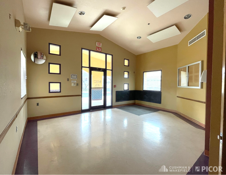 32 Boulevard del Rey David, Nogales, AZ à vendre - Photo de l’immeuble – Image 3 sur 9