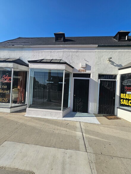 5275-5287 W Pico Blvd, Los Angeles, CA à louer - Photo de l’immeuble – Image 2 sur 11