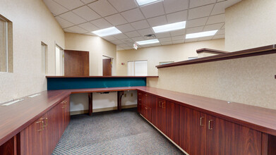 205 W Market St, Lima, OH à louer Numérisation 3D Matterport– Image 1 sur 11