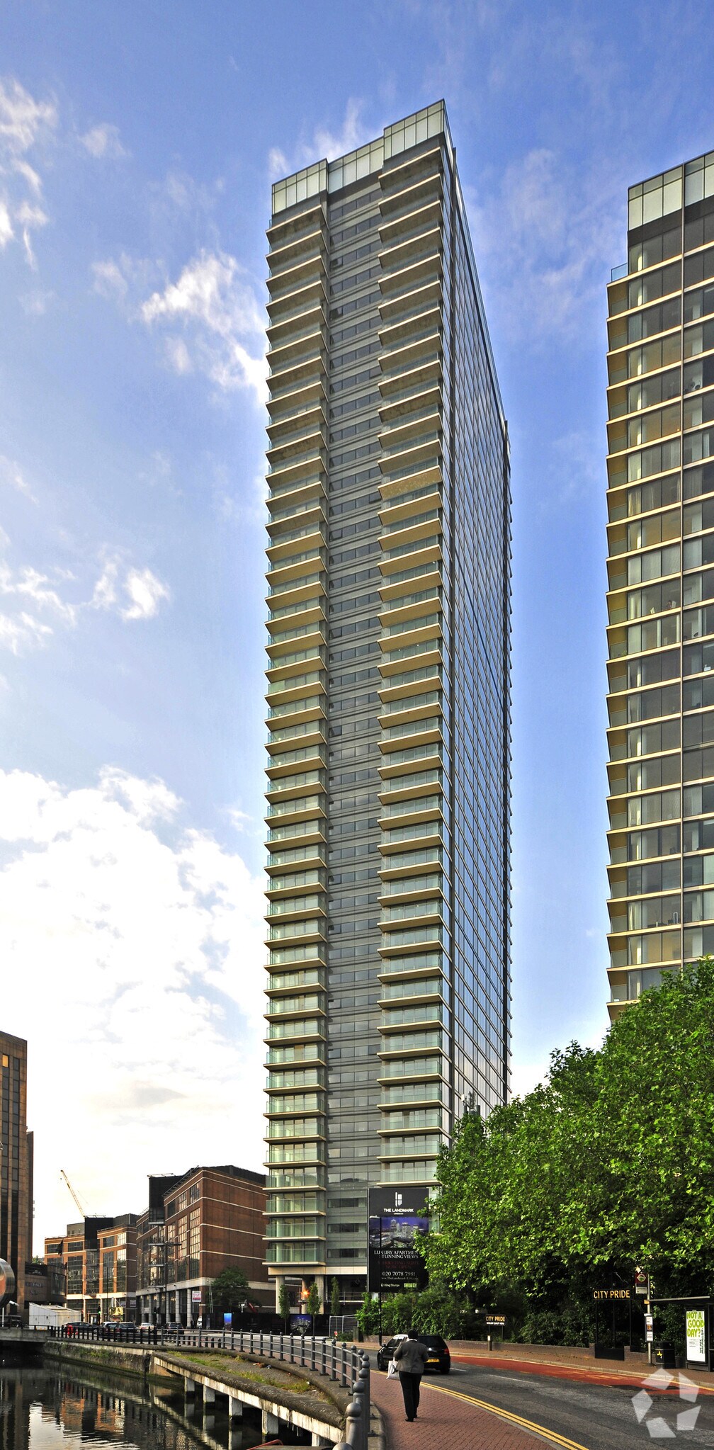 5-10 Landmark Sq, Londres à louer Photo principale– Image 1 sur 4