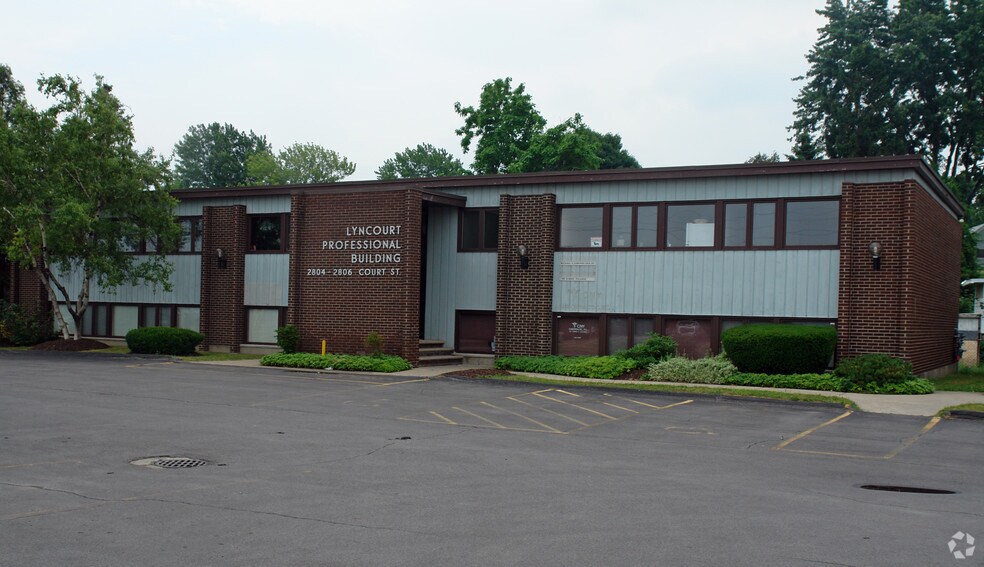 2804 Court St, Syracuse, NY à vendre - Photo de l’immeuble – Image 1 sur 1