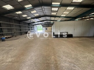 Plus de détails pour Local d'activités à louer