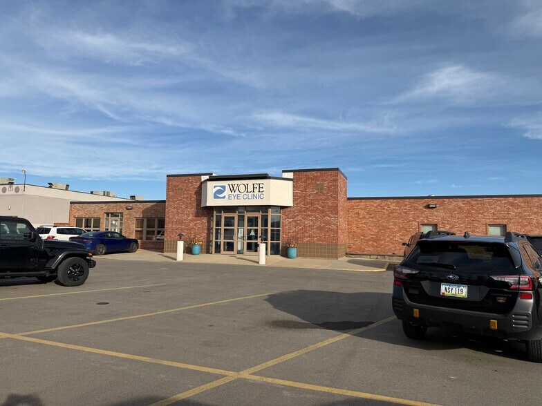 2004 Highway Blvd, Spencer, IA à vendre - Photo de l’immeuble – Image 1 sur 6