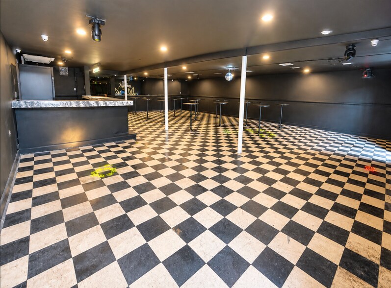 6919 Lyons Ave, Houston, TX à vendre - Photo intérieure – Image 3 sur 17