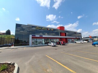 Plus de détails pour 4420-4514 Calgary Trl NW, Edmonton, AB - Local commercial à louer