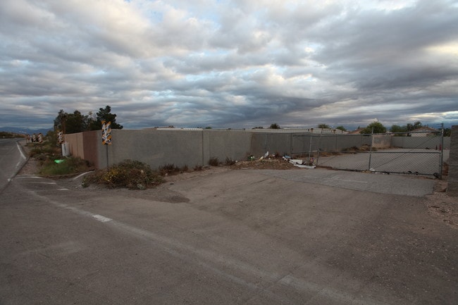 Plus de détails pour 7860 S Decatur Blvd, Las Vegas, NV - Terrain à vendre