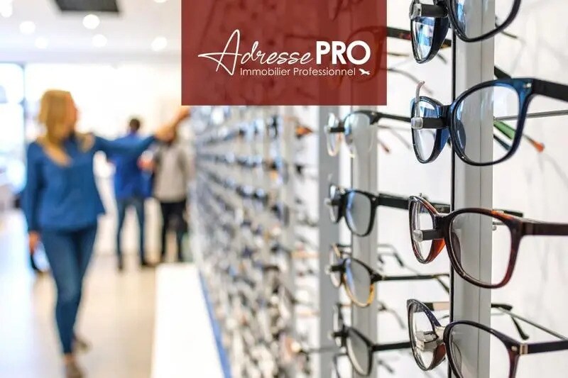 Local commercial dans La Rochelle à vendre Photo de l’immeuble– Image 1 sur 4