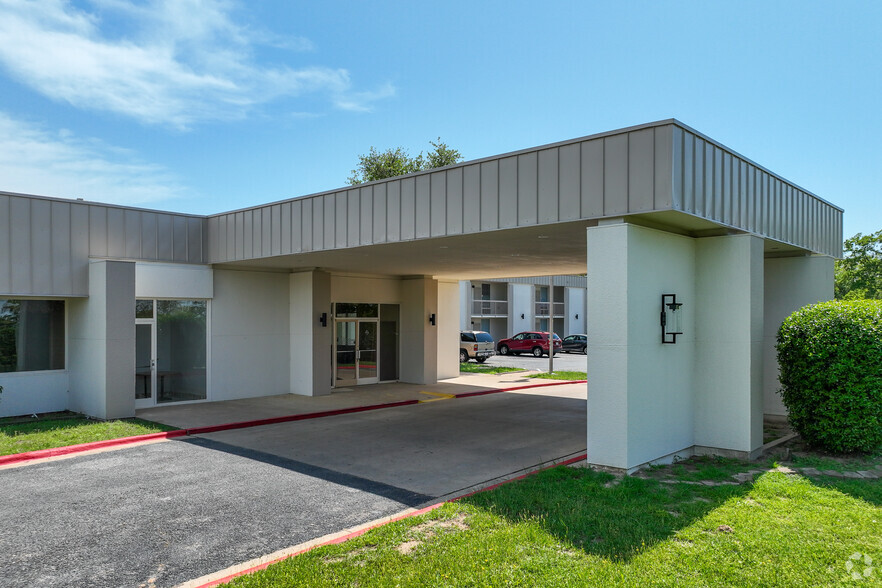 2050 State Highway 31, Athens, TX à louer - Photo de l’immeuble – Image 2 sur 24