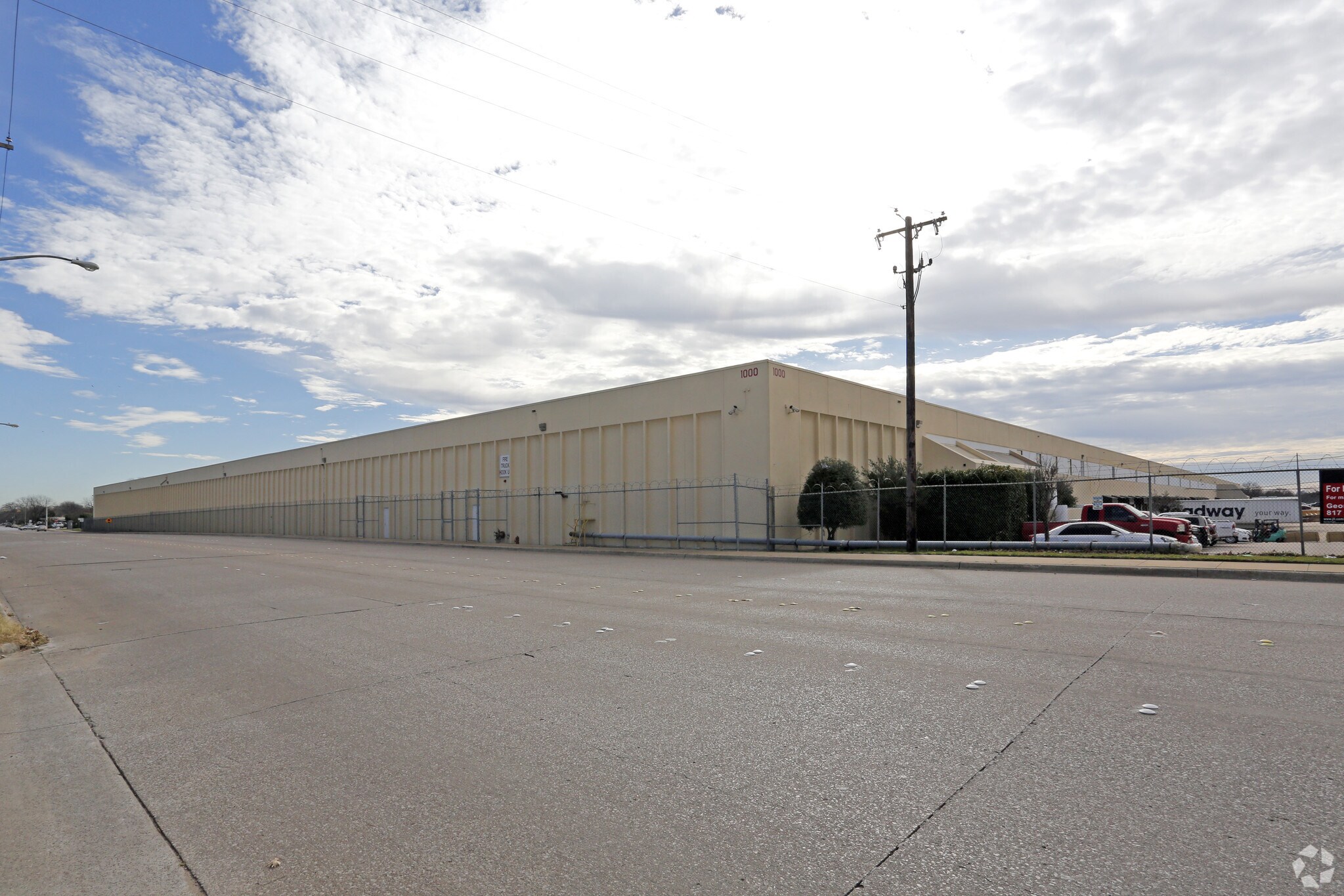 1000 Terminal Rd, Fort Worth, TX à louer Photo principale– Image 1 sur 22