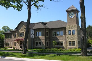 Plus de détails pour 2625 E Oakley Park Rd, Commerce Township, MI - Bureau à louer