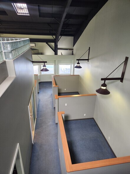 909 Kapahulu Ave, Honolulu, HI à louer - Photo de l’immeuble – Image 3 sur 16