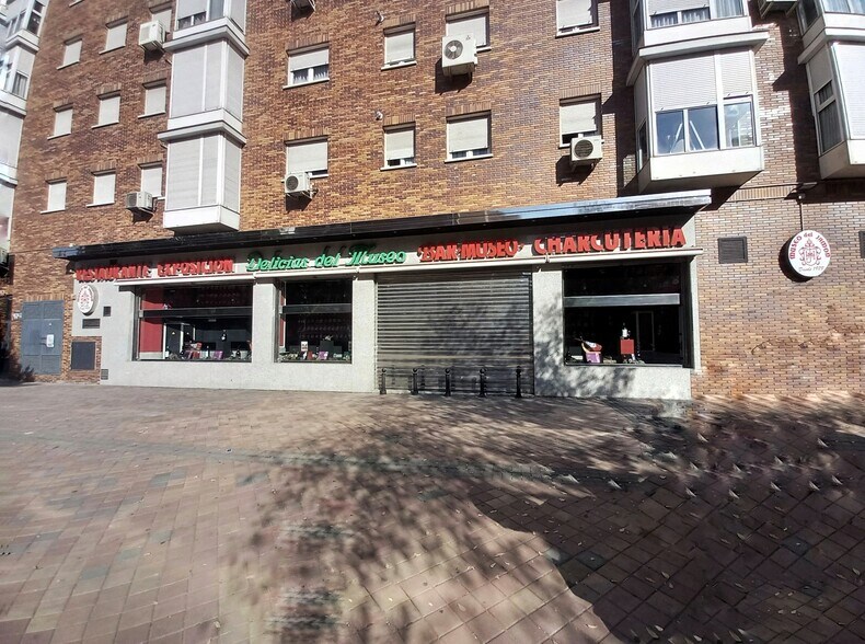 Avenida Córdoba, 3, Madrid, Madrid à louer - Photo de l’immeuble – Image 2 sur 5