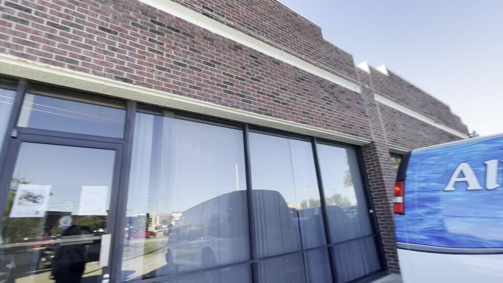 8600-8602 State Highway 66, Rowlett, TX à louer - Vidéo sur l’annonce professionnelle – Image 3 sur 28