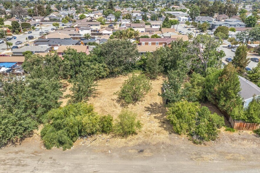 7843 Railroad Ave, Newark, CA à vendre - Autre – Image 3 sur 10