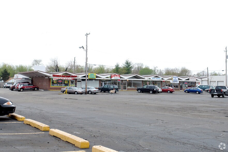 5218-5230 Keystone Ct, Indianapolis, IN à louer - Photo de l’immeuble – Image 3 sur 11